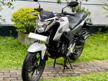 https://riyasewana.com/uploads/honda-hornet-160-1016334522152.jpg