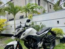 Honda Hornet 160r 2017 Motorbike