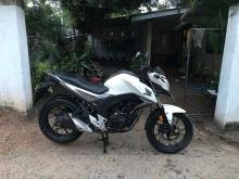 https://riyasewana.com/uploads/honda-hornet-160-212349176924.jpg
