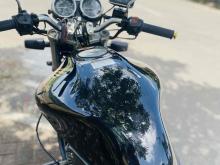 https://riyasewana.com/uploads/honda-hornet-1610572124802.jpg