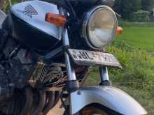 https://riyasewana.com/uploads/honda-hornet-1611130313523.jpg