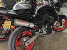 https://riyasewana.com/uploads/honda-hornet-1612011322112.jpg
