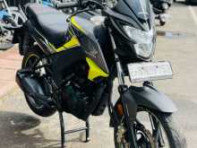 https://riyasewana.com/uploads/honda-hornet-161215381904.jpg
