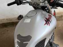 https://riyasewana.com/uploads/honda-hornet-1613190722962.jpg