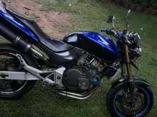 Honda Hornet 2004 Motorbike