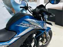 https://riyasewana.com/uploads/honda-hornet-17928431324.jpg