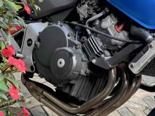 https://riyasewana.com/uploads/honda-hornet-1816401224741.jpg