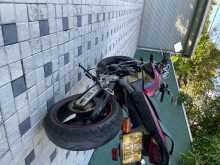 https://riyasewana.com/uploads/honda-hornet-1910533813923.jpg