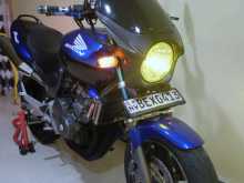 https://riyasewana.com/uploads/honda-hornet-1918410513533.jpg