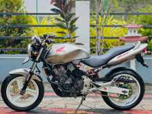 https://riyasewana.com/uploads/honda-hornet-2112581622732.jpg