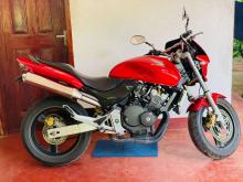 https://riyasewana.com/uploads/honda-hornet-21942486415.jpg