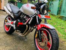 https://riyasewana.com/uploads/honda-hornet-221817256854.jpg