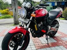 https://riyasewana.com/uploads/honda-hornet-2218504024902.jpg