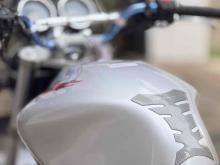 https://riyasewana.com/uploads/honda-hornet-2312114924641.jpg
