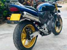 https://riyasewana.com/uploads/honda-hornet-2314533922552.jpg