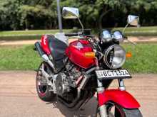 https://riyasewana.com/uploads/honda-hornet-237373713673.jpg