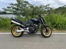 https://riyasewana.com/uploads/honda-hornet-250-127443822732.jpg