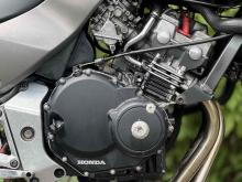 https://riyasewana.com/uploads/honda-hornet-250-1311572924452.jpg