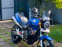 Honda Hornet 250 2005 Motorbike
