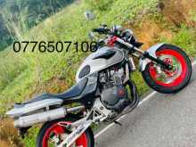 Honda Hornet 250 CH 125 2011 Motorbike