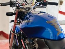 https://riyasewana.com/uploads/honda-hornet-250-2013374819136.jpg