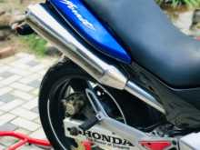 https://riyasewana.com/uploads/honda-hornet-250-2017325913244.jpg