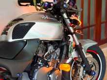 https://riyasewana.com/uploads/honda-hornet-250-207455313892.jpg