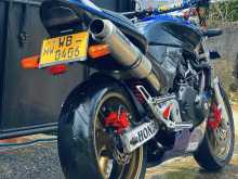https://riyasewana.com/uploads/honda-hornet-250-230050822923.jpg