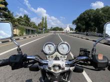 https://riyasewana.com/uploads/honda-hornet-250-416342624862.jpg