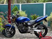 https://riyasewana.com/uploads/honda-hornet-250-49321422752.jpg
