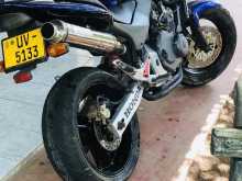 https://riyasewana.com/uploads/honda-hornet-250-520105122512.jpg
