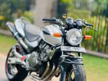 Honda Hornet 250cc 2005 Motorbike