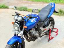 https://riyasewana.com/uploads/honda-hornet-250cc-1615255513823.jpg