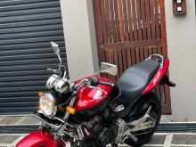 https://riyasewana.com/uploads/honda-hornet-250cc-821525019906.jpg