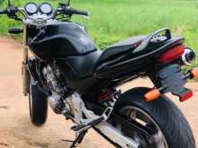 https://riyasewana.com/uploads/honda-hornet-2515324513182.jpg