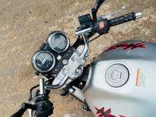 https://riyasewana.com/uploads/honda-hornet-2519200819806.jpg