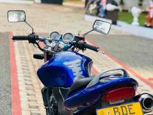 https://riyasewana.com/uploads/honda-hornet-2610360624363.jpg