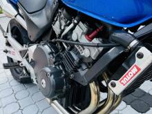 https://riyasewana.com/uploads/honda-hornet-2612141024174.jpg