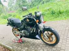 https://riyasewana.com/uploads/honda-hornet-2711290013102.jpg