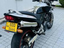https://riyasewana.com/uploads/honda-hornet-2810215124064.jpg