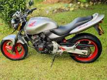 https://riyasewana.com/uploads/honda-hornet-2812075722953.jpg