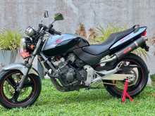 https://riyasewana.com/uploads/honda-hornet-2813374213102.jpg