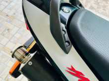 https://riyasewana.com/uploads/honda-hornet-2813374213384.jpg