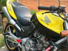 https://riyasewana.com/uploads/honda-hornet-281940544062.jpg