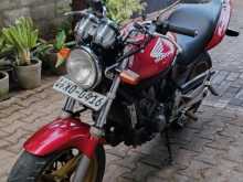 https://riyasewana.com/uploads/honda-hornet-2916493613322.jpg