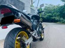 https://riyasewana.com/uploads/honda-hornet-3011372113703.jpg