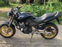 https://riyasewana.com/uploads/honda-hornet-3015540922813.jpg