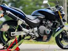 https://riyasewana.com/uploads/honda-hornet-3017164922452.jpg