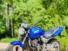 Honda Hornet 2000 Motorbike