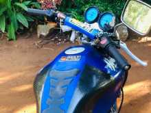 Honda Hornet 2000 Motorbike